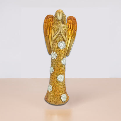 Nordic Light Luxury Golden Heart-hugging Angel Statue Showcase Home Hallway Courtyard Desktop Resin Crafts Small Ornaments